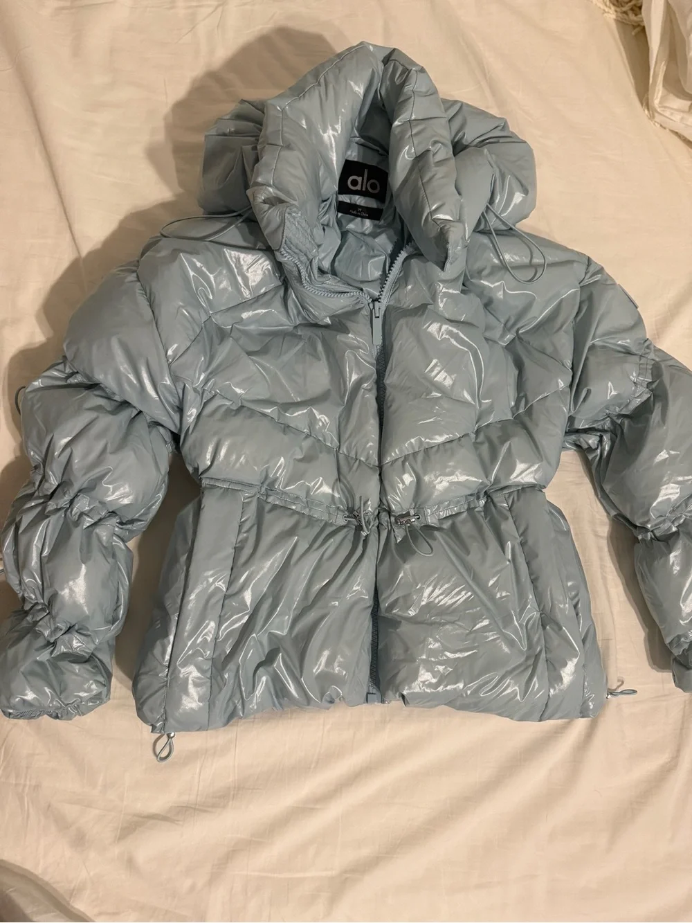 ALO Yoga Powder Blue Cropped Hooded Puffer